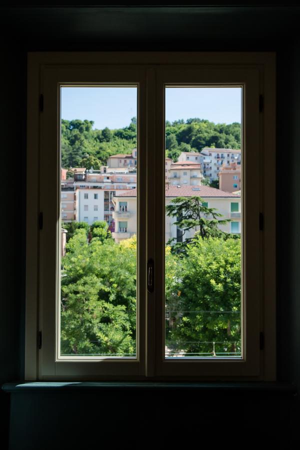 Hotel Della Vittoria Ancona Bagian luar foto