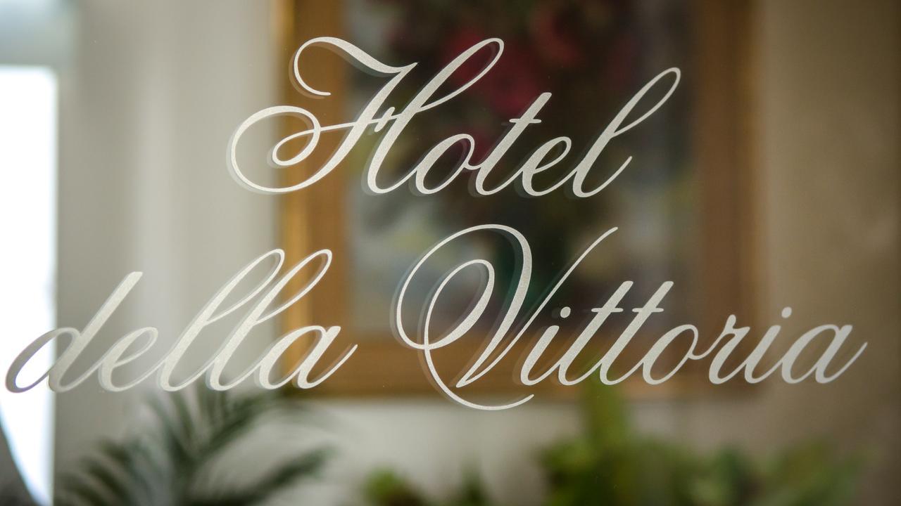 Hotel Della Vittoria Ancona Bagian luar foto